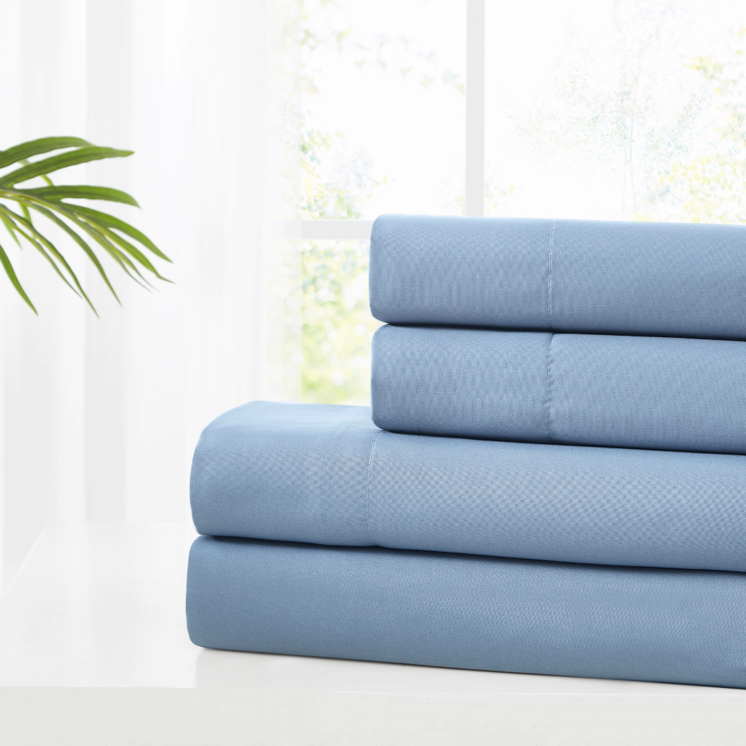 4pc Solid Microfiber Queen Sheet Set